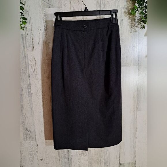 Vintage Escada Laure'l skirt - Picture 3 of 7